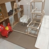 私は、この家族に癒される。
めちゃめちゃ、興味がある。

我が社の事務所には、一応、小さなお子様用に、
遊びのスペースが用意されているのだが…